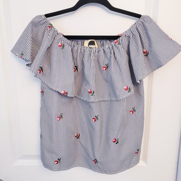 Girl Evolution Blue and White Stripe Top with Roses Size Medium - Picture 3 of 5